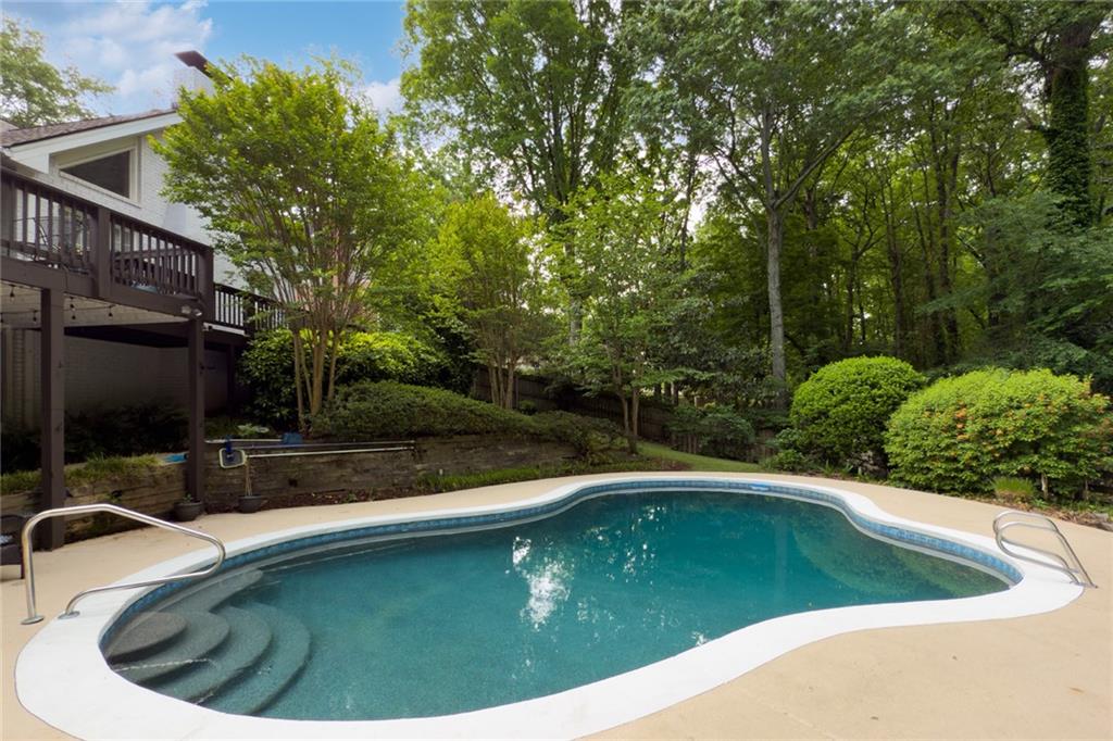 7000 Hunters Knoll, Atlanta, Georgia image 36
