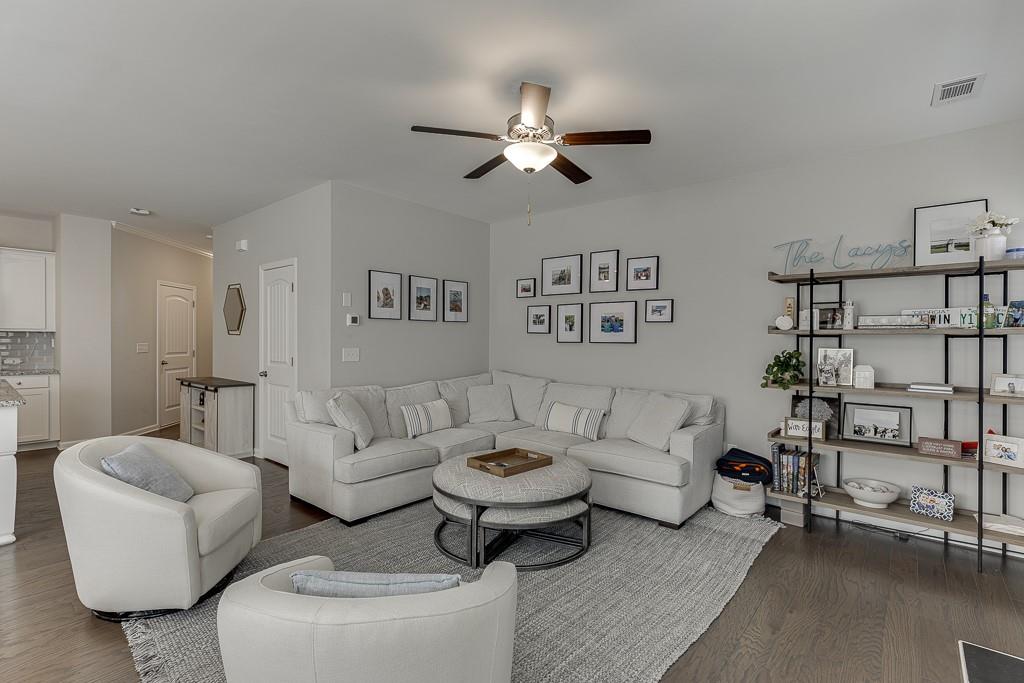 1327 Lanier Vista Drive, Buford, Georgia image 12