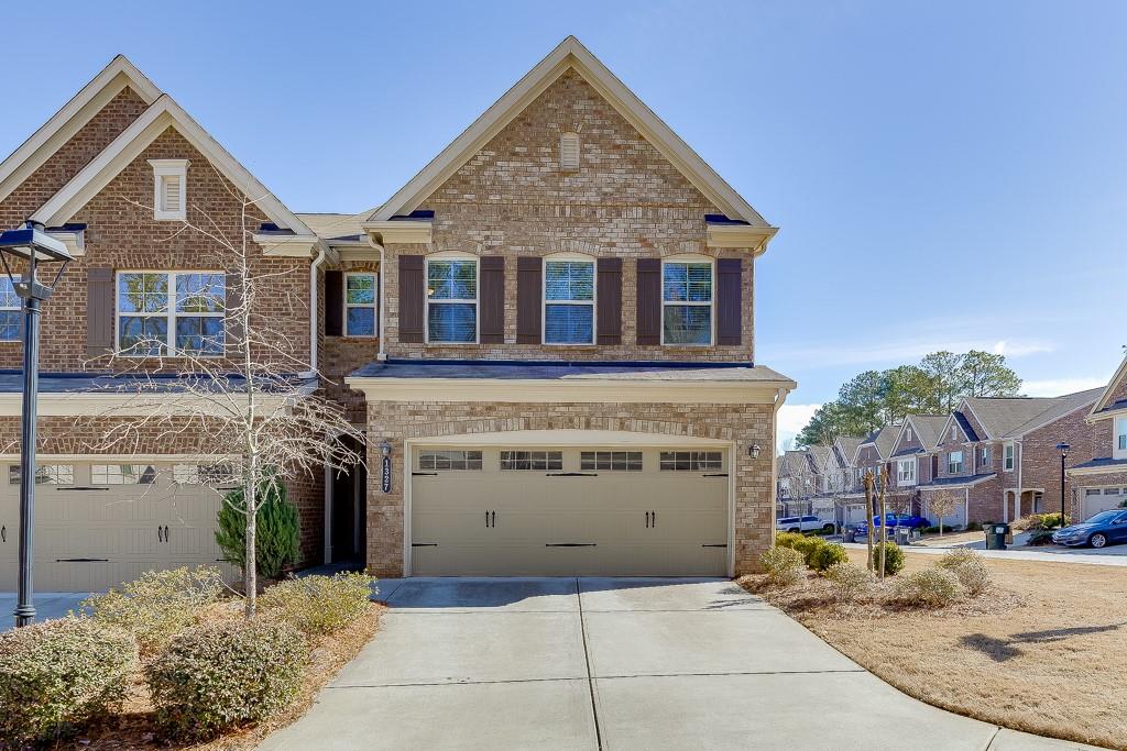 1327 Lanier Vista Drive, Buford, Georgia image 1