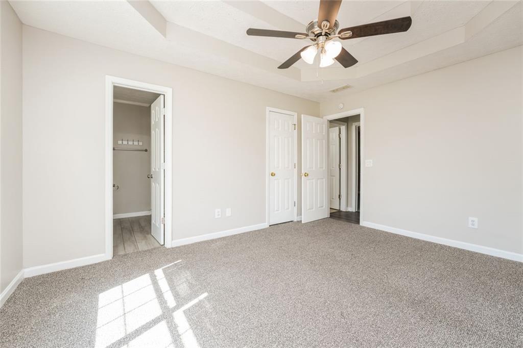 COUNTRY WOODS - Residential