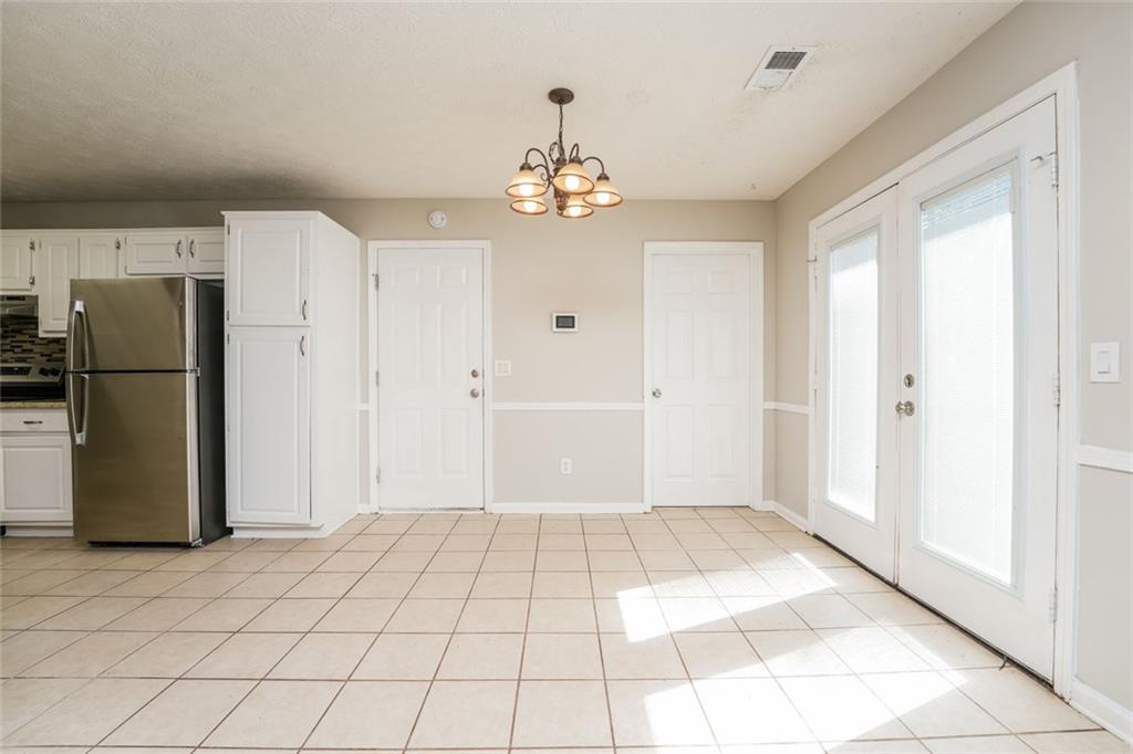 COUNTRY WOODS - Residential