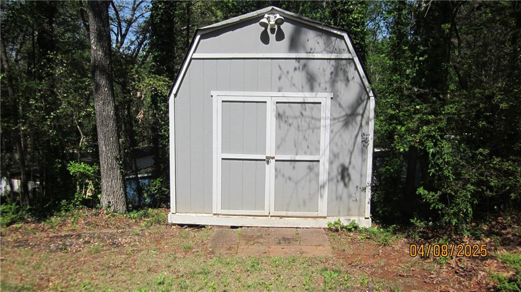 1842 Jarrett Drive, Lawrenceville, Georgia image 2