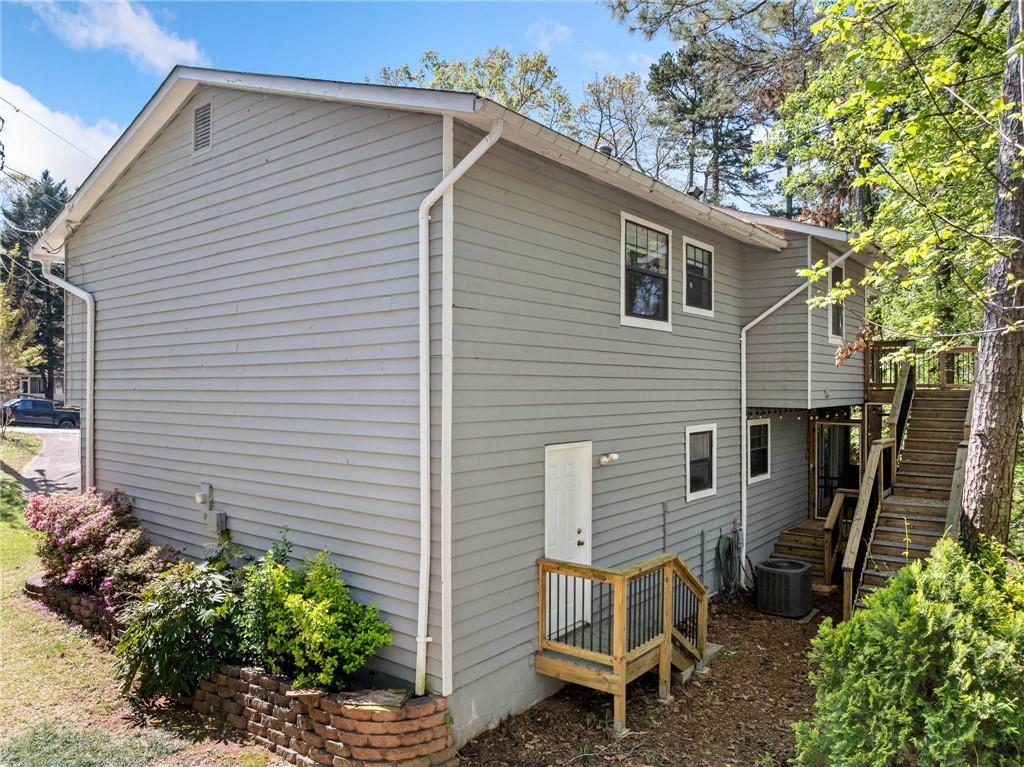 1842 Jarrett Drive, Lawrenceville, Georgia image 9