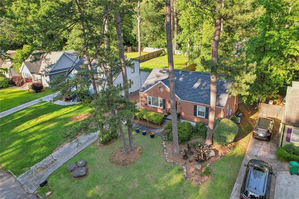 1521 DEERWOOD Drive