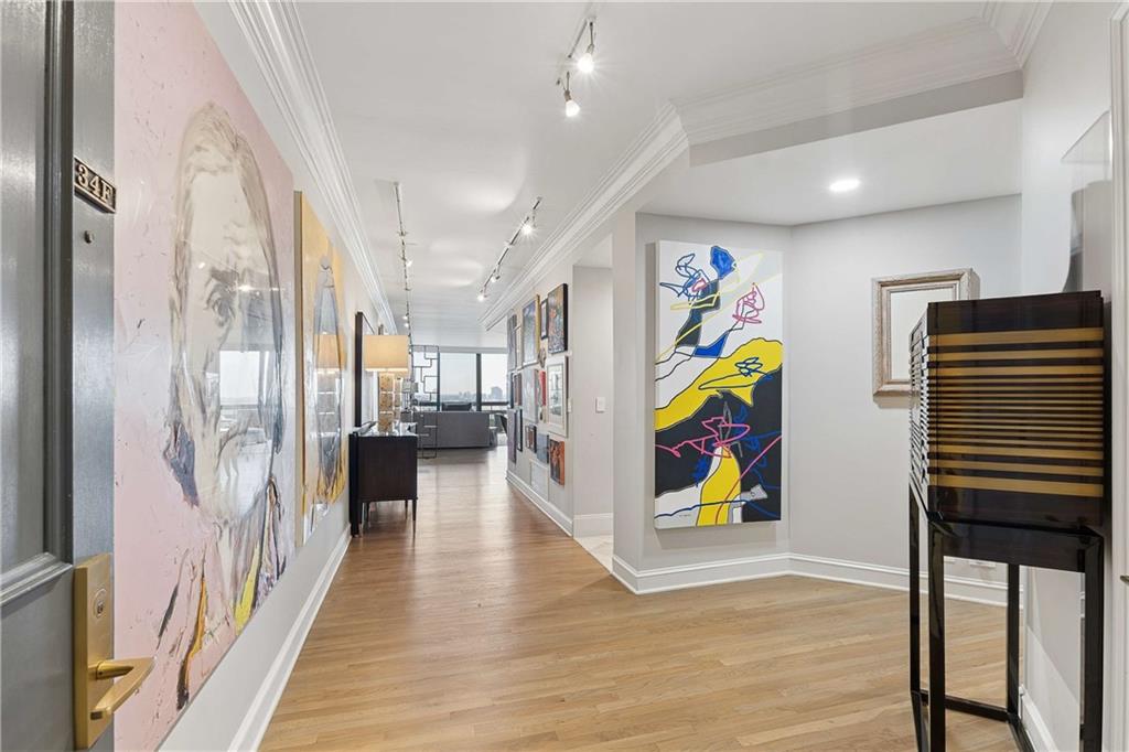 2660 Peachtree Road NW 34F