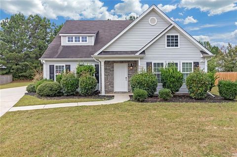 A home in Fairburn