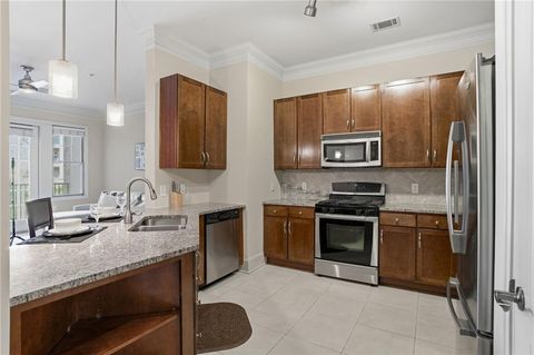 Photo of 3621 Vinings Slope SE #2425, Atlanta, GA 30339 (MLS # 7765668)
