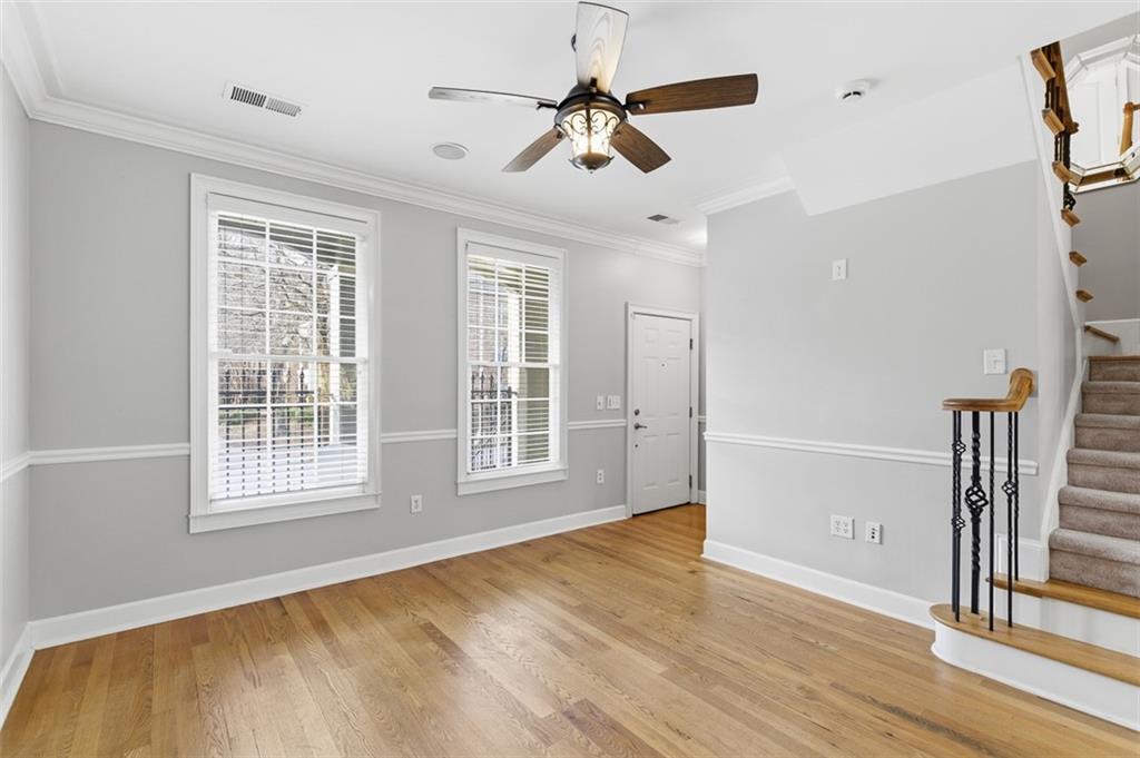 211 Merritts Avenue NW