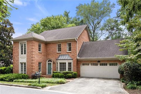 19 Saratoga Place NE Atlanta GA 30324