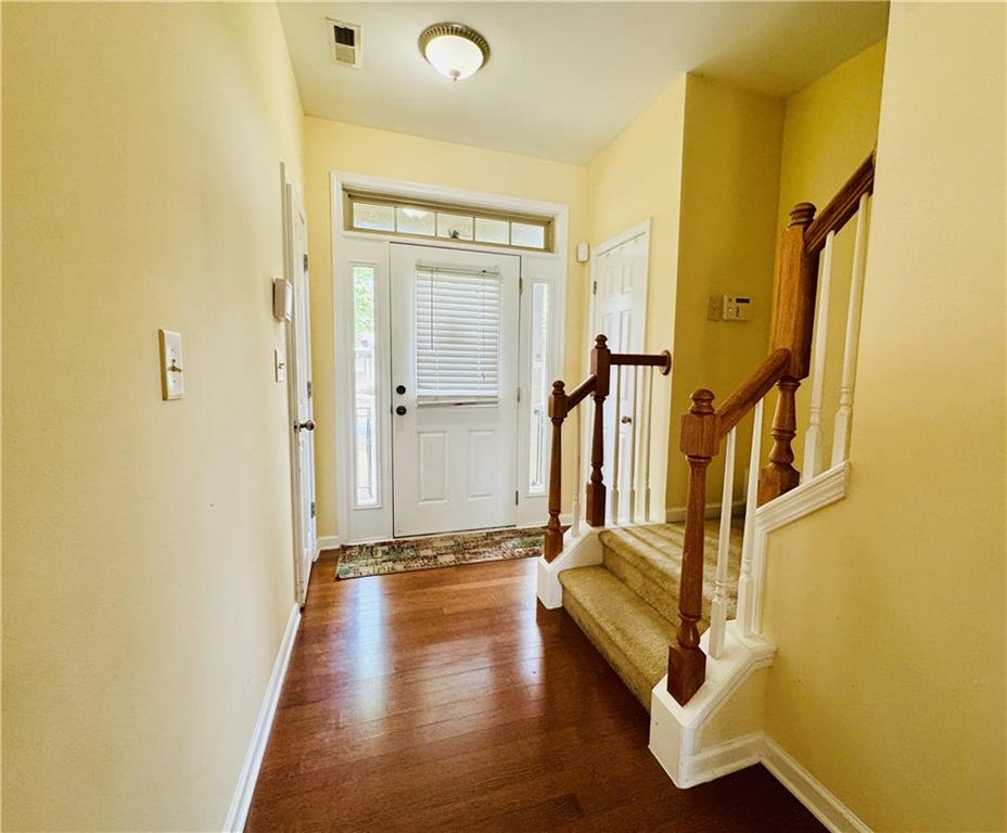 6156 Thorncrest Drive, Tucker, Georgia image 3