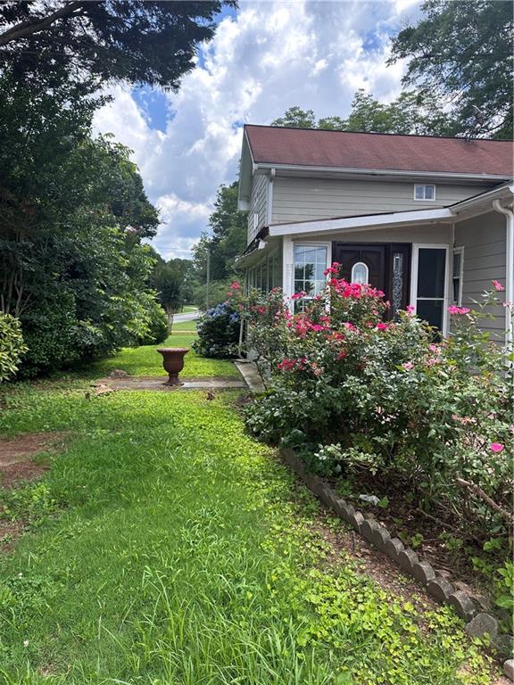 702 Moon Road