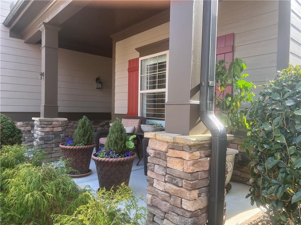 Photo of 6742 Blue Heron Way, Flowery Branch, GA 30542 (MLS # 7728598)