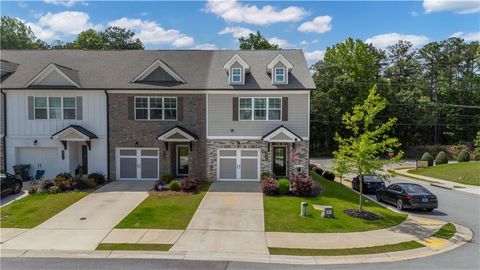 Townhouse For Sale - 5104 Fox Den Road<br/> Hall County, Oakwood, GA 30566