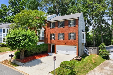 Townhouse For Sale - 1211 Vintage Pointe Drive<br/> Lawrenceville, GA 30044