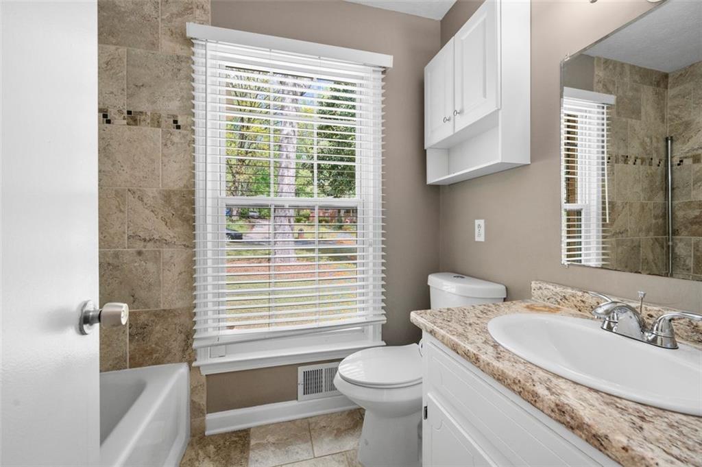 3188 Sunnyford Lane, Lithonia, Georgia image 14
