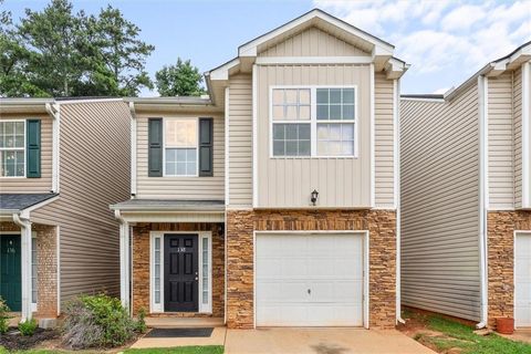 Homes For Sale - 138 Alton Circle<br/> Carroll County, Villa Rica, GA 30180