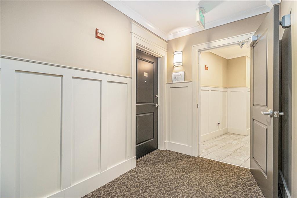 2255 Peachtree Road NE 527
