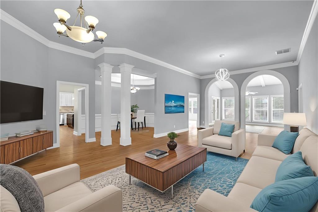 1225 Ewing Ives Drive