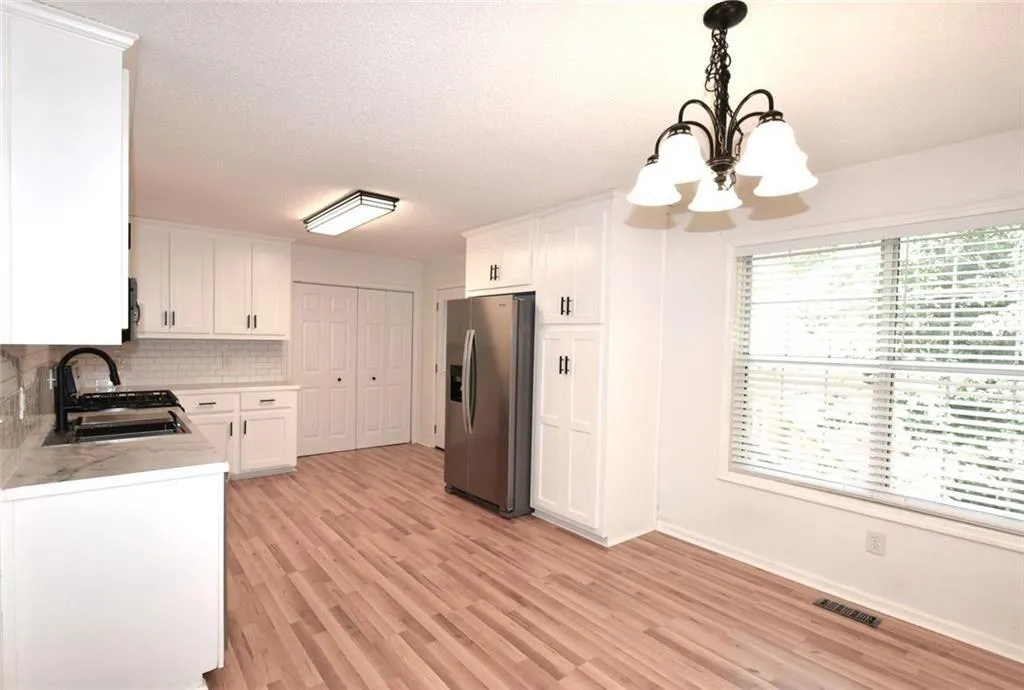 Jasper, Georgia 30143, United States, 3 Bedrooms Bedrooms, ,2 BathroomsBathrooms,Residential,Active,223044