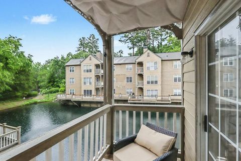 Condo For Sale - 408 Mill Pond Court<br/> Smyrna, GA 30082