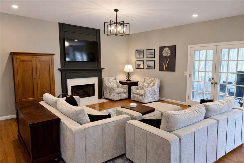 5635 Grove Point Road