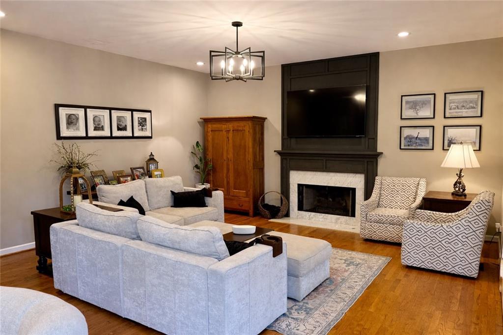 5635 Grove Point Road