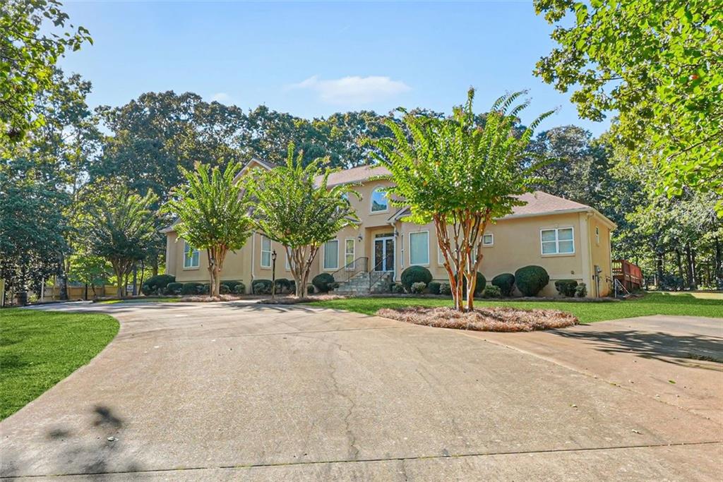 226 Long Island Drive