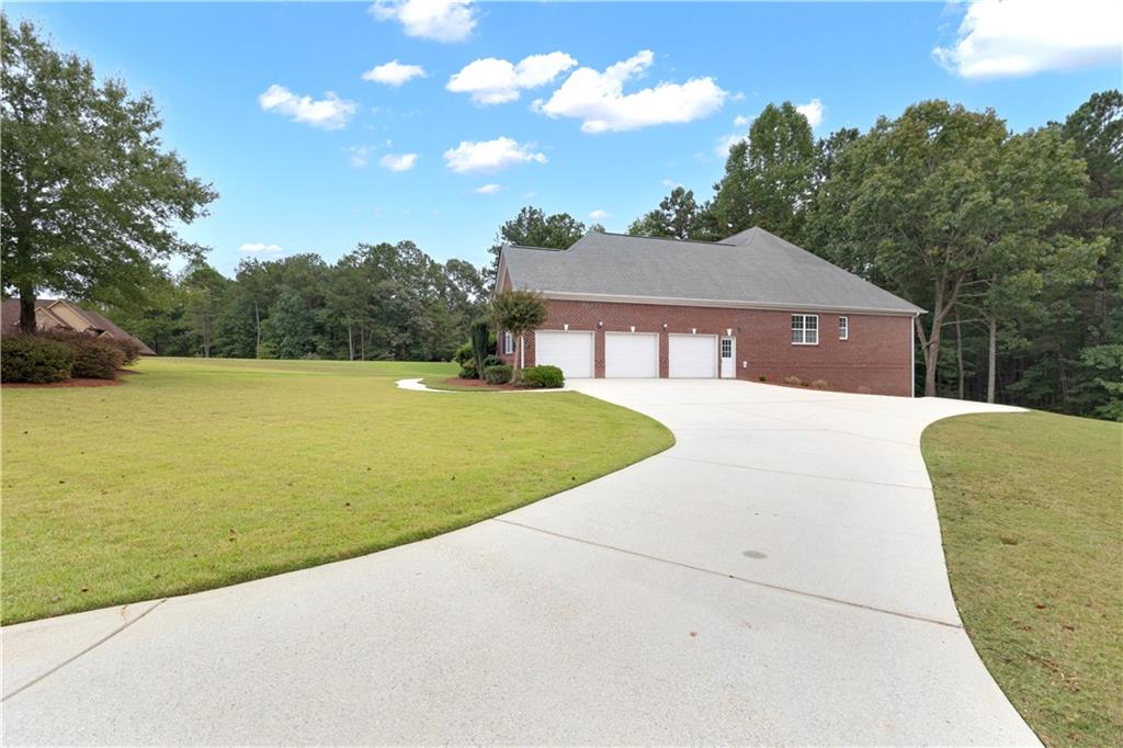 5655 Toccoa Drive