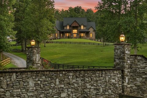 280 Star Creek Crossing Morganton GA 30560
