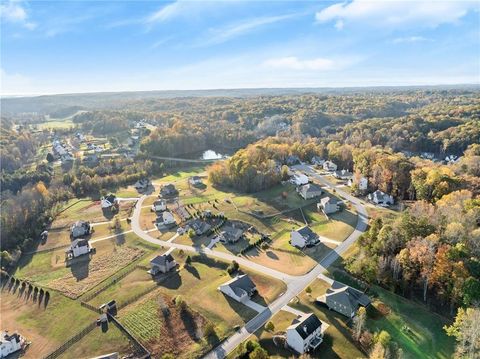 A home in Dawsonville