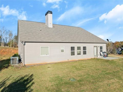 A home in Dawsonville