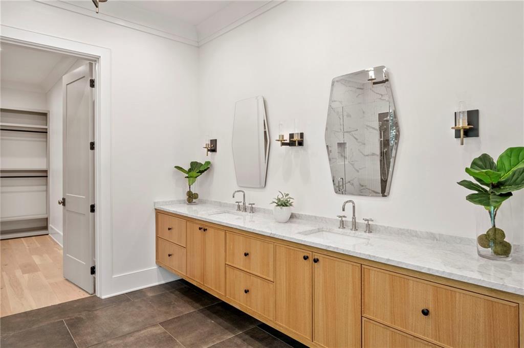 1074 Moores Mill Road, Atlanta, Georgia image 34