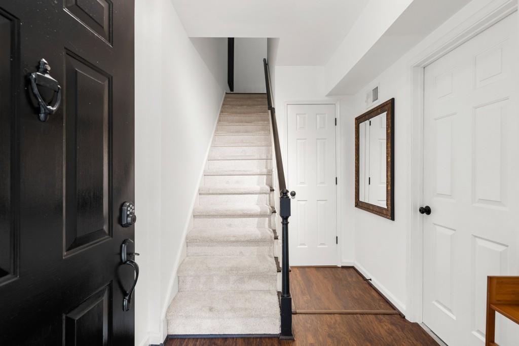 3550 Vinings Ridge Court