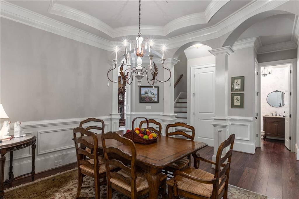 320 Wisteria Circle, Roswell, Georgia image 10