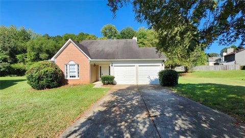 Homes For Rent - 4934 Aylesbury Way<br/> Dekalb County, Stone Mountain, GA 30088