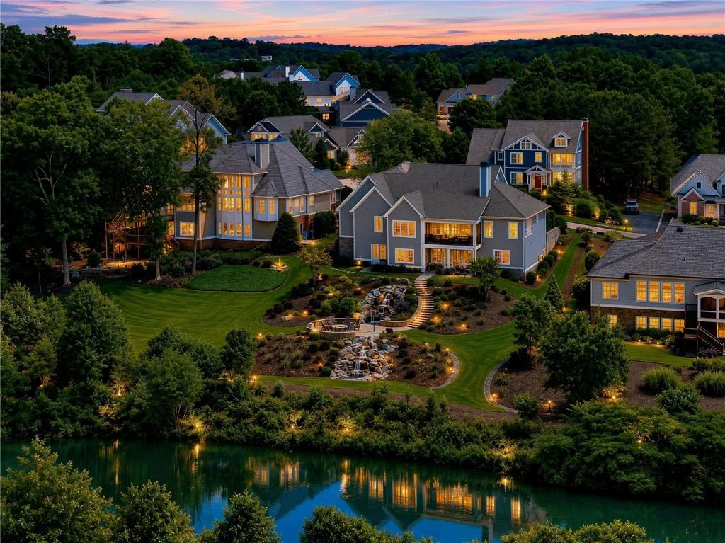 118 Stonehaven Drive