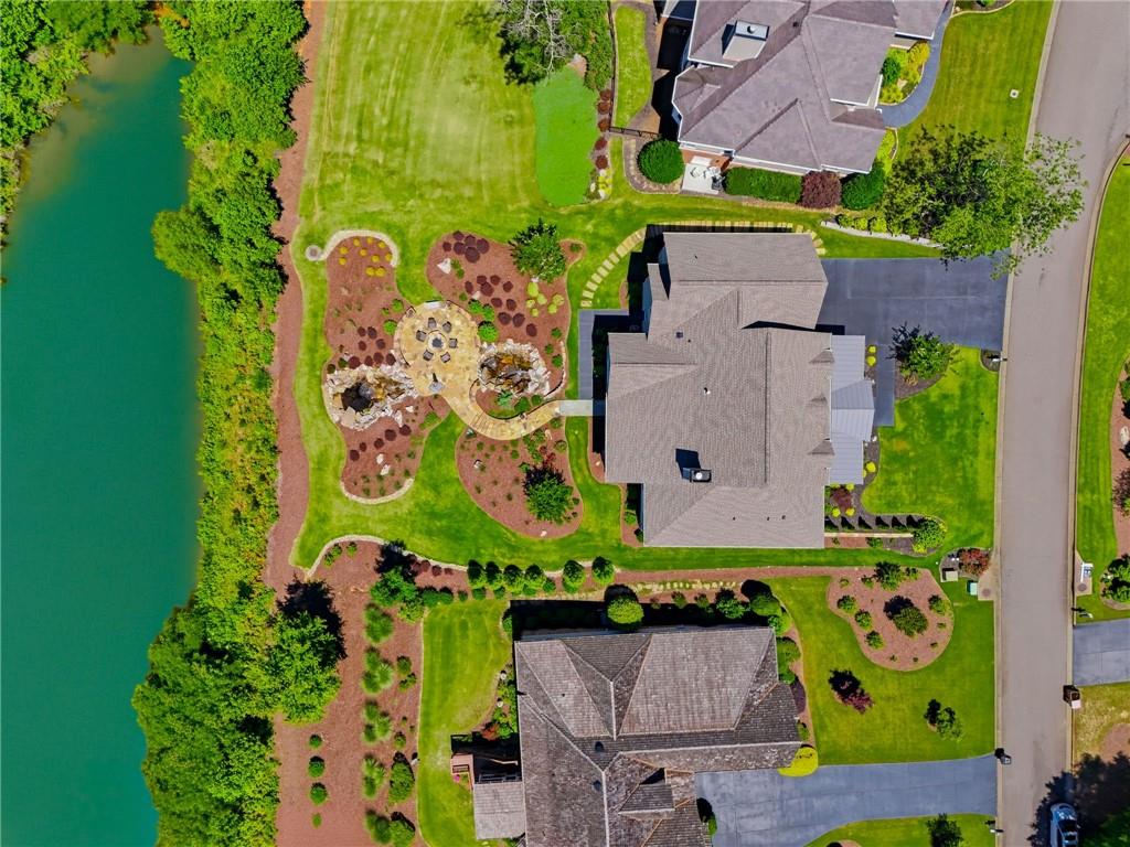 118 Stonehaven Drive