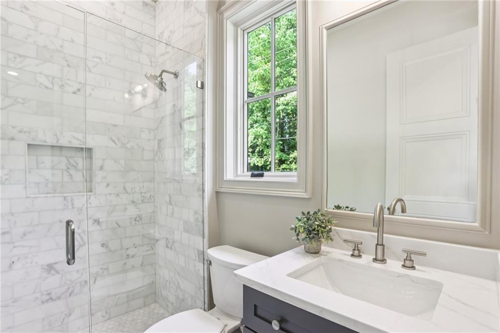 OAKTON - Residential