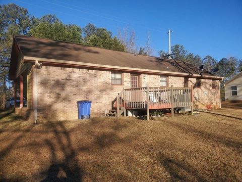 A home in Douglasville