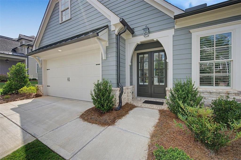 1259 Lakeside Overlook