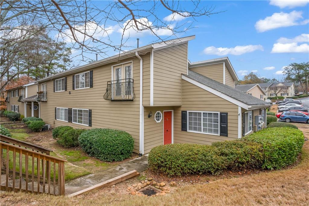 1468 Briarwood Road NE 2002