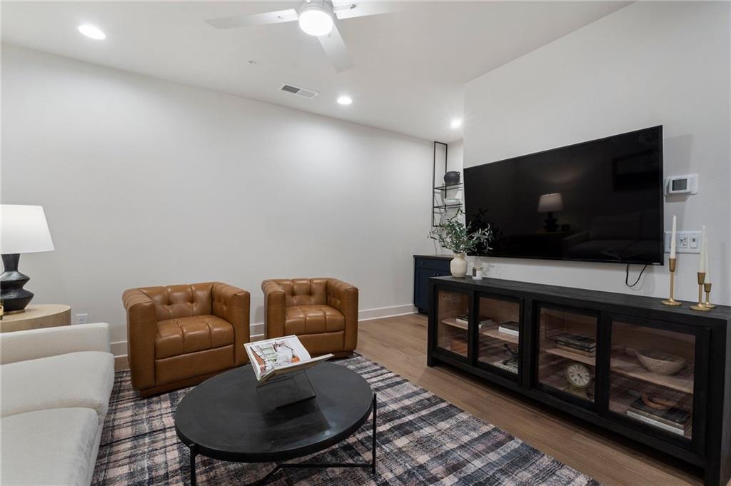 Chiswick - Residential