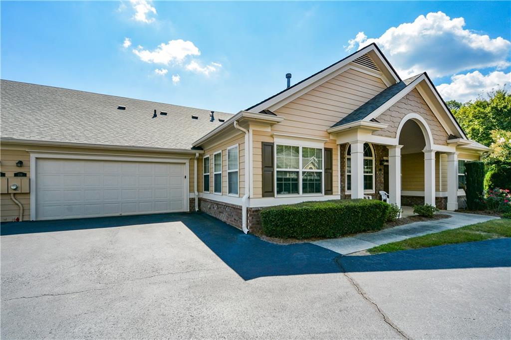 219 Orchards Circle