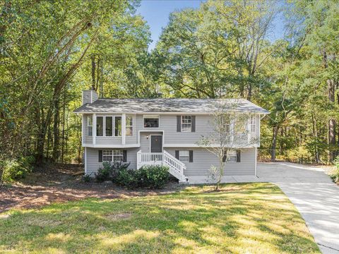 1114 DANUBE Trail Sugar Hill GA 30518