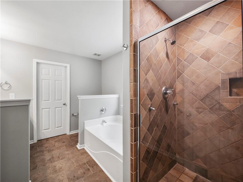 498 Walnut Woods Drive, Braselton, Georgia image 7