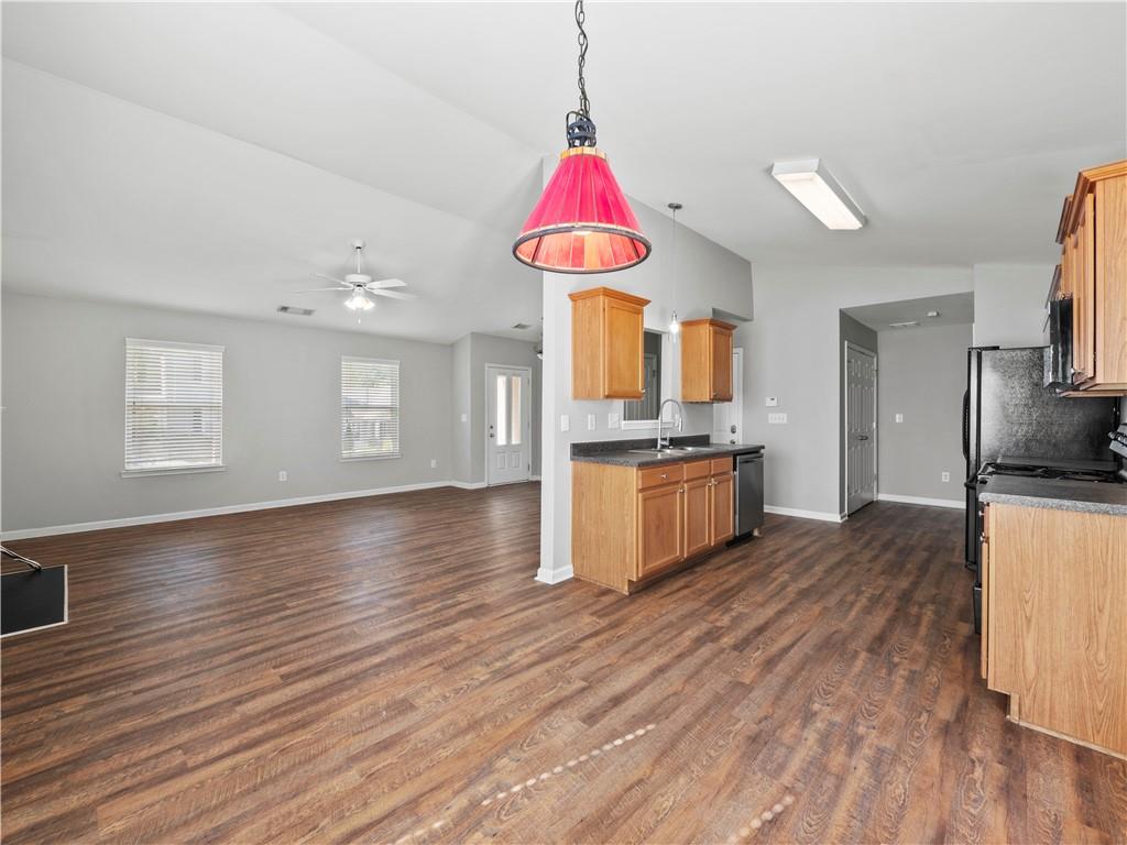 498 Walnut Woods Drive, Braselton, Georgia image 3
