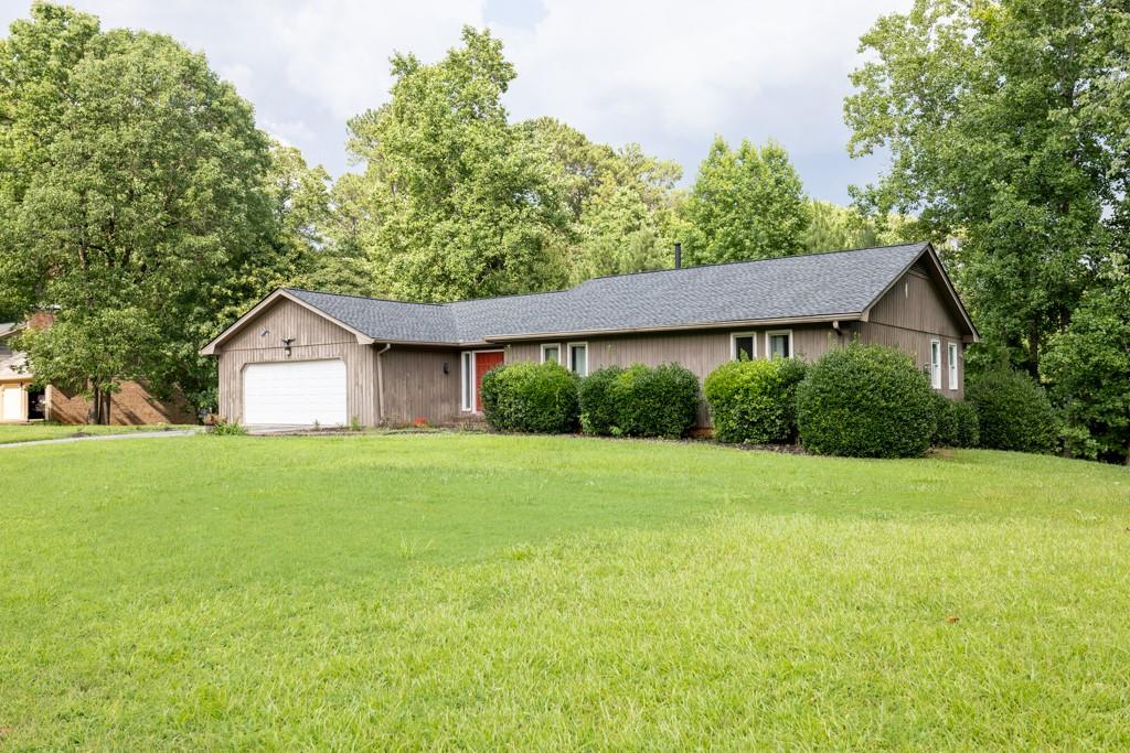 1382 Huntingford Drive