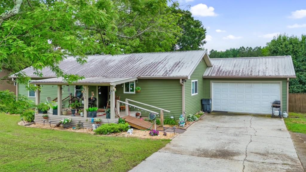 4223 Spring Valley Drive, Cohutta, Georgia image 3