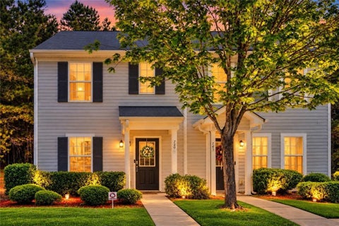 Townhouse For Sale - 749 Outlook Way<br/> South Fulton, GA 30349