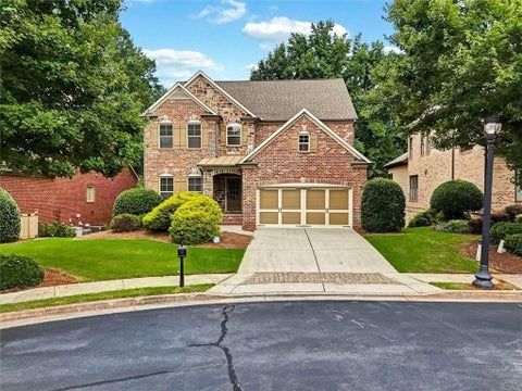 Homes For Sale - 3140 Stonecrest Drive<br/> Cumming, GA 30041